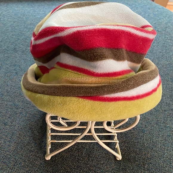 Lands' End Accessories Lands End Fleece Bucket Hat Sm Striped Camel